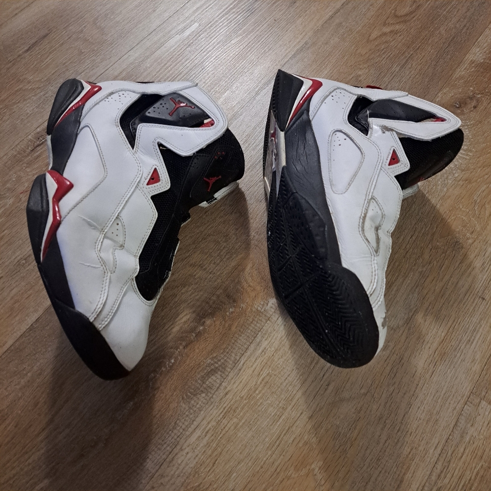Jordan True Flight White Black Red Logo Men's Sneakers Size 11.5